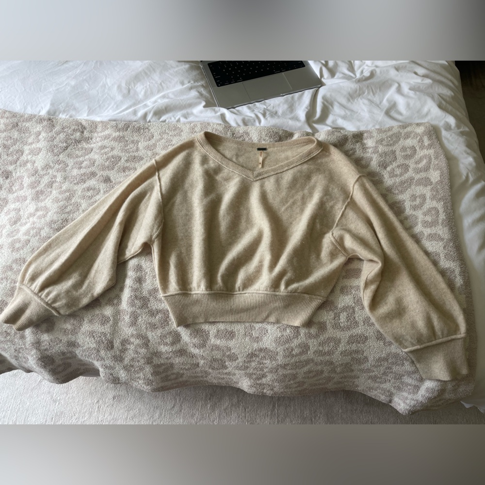 Free People Cream V-Neck Cashmere Sweater